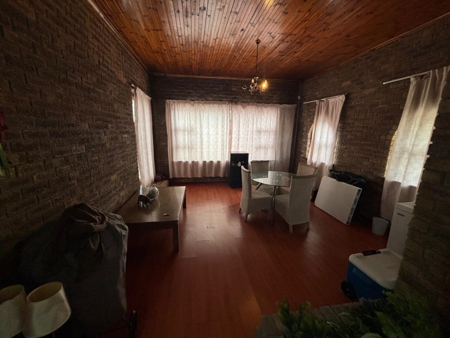 To Let 4 Bedroom Property for Rent in Voelvlei Western Cape